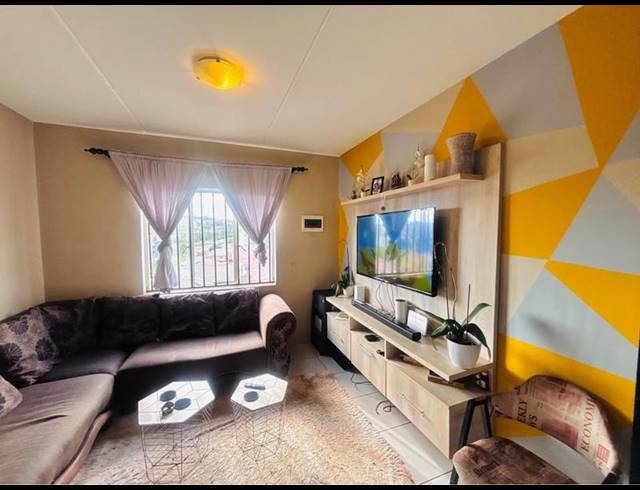 2 BEDROOM APARTMENT FOR SALE IN FLEURHOF